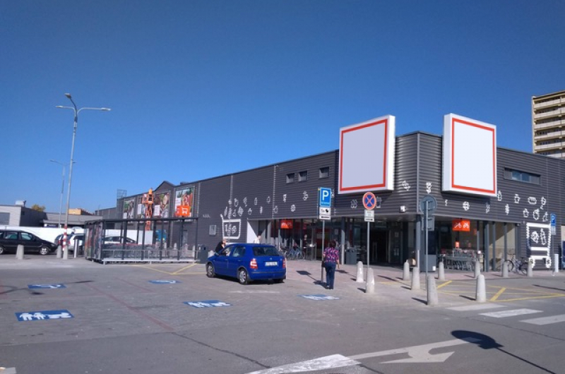 MODERNIZATION OF SHOPPING CENTRE - KARVINÁ