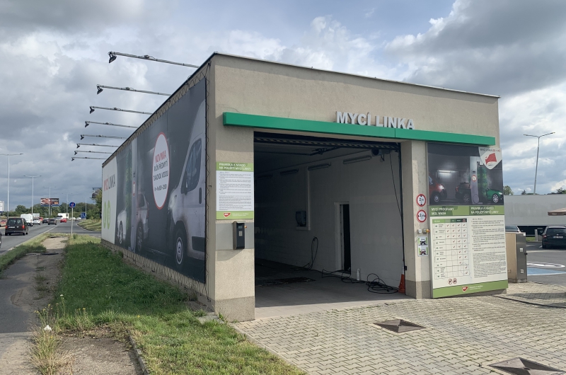 RECONSTRUCTION OF MOL CAR WASH - PRAHA KBELSKÁ