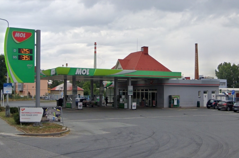 RECONSTRUCTION OF PETROL STATION MOL - KOLÍN II