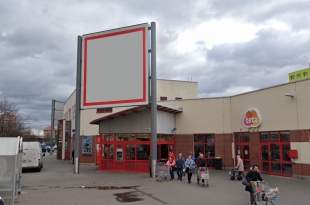 MODERNIZACE OBCHODNÍHO CENTRA - KLADNO