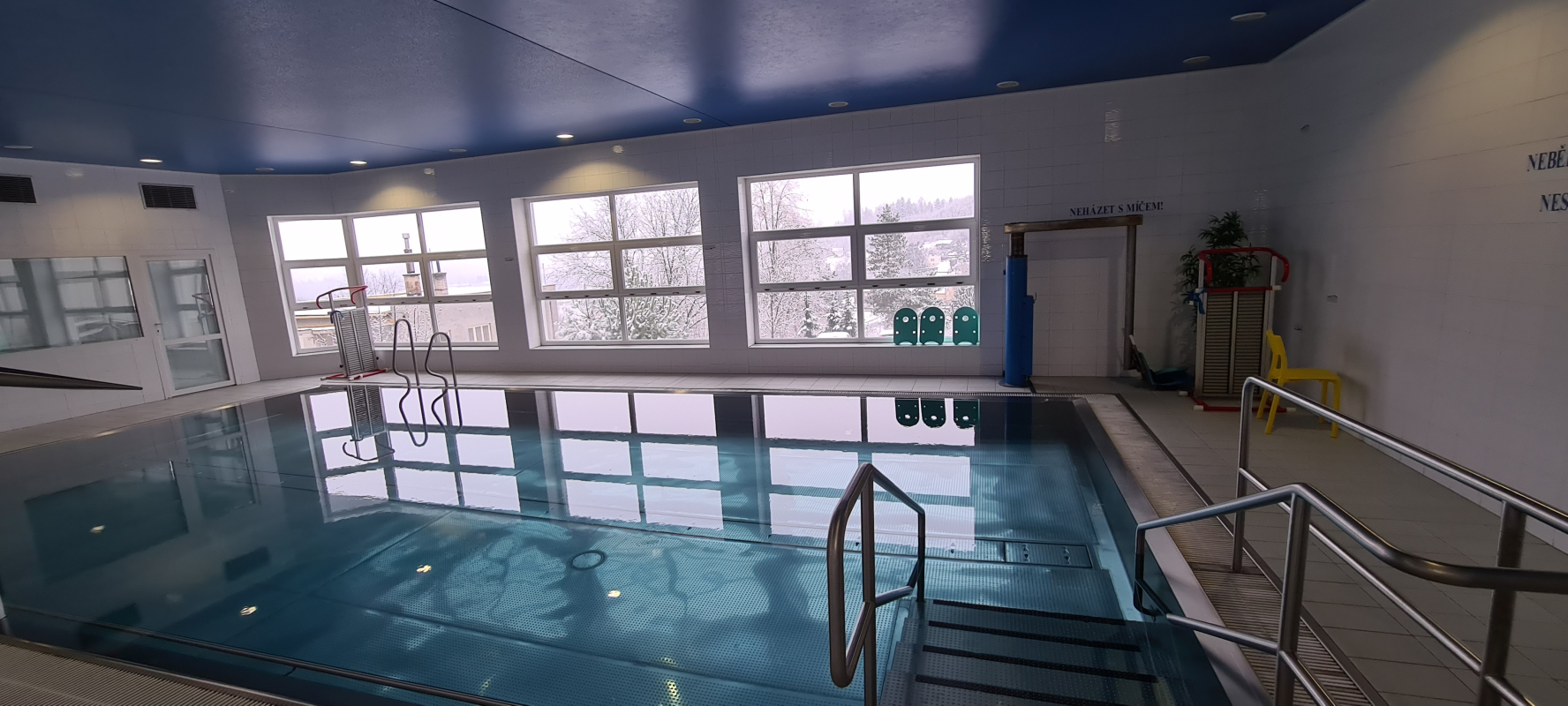 RECONSTRUCTION AFTER THE ACCIDENT OF INDOOR POOL