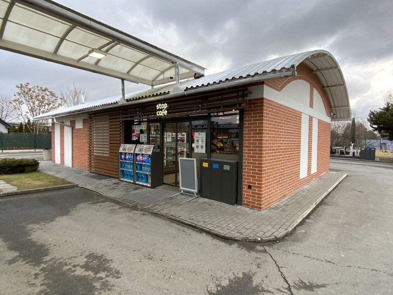 PETROL STATION BENZINA RECONSTRUCTION MOHLENICE