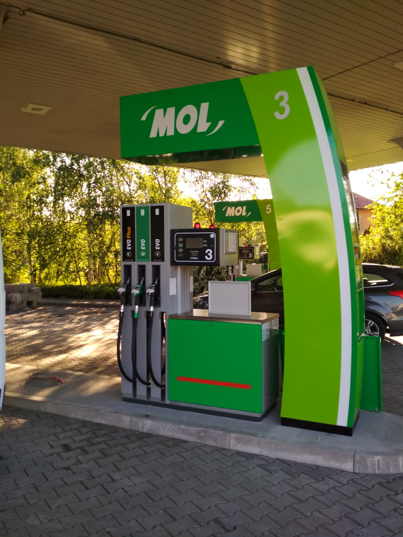 PETROL STATION MOL RECONSTRUCTION DOLNÍ BOUSOV