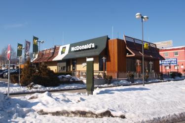 Stavba restaurace McDonald's